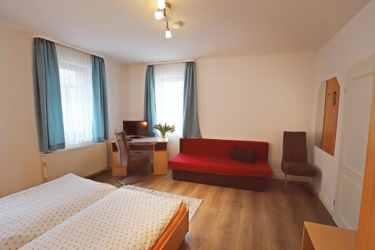 Pension Hinz & Kunz Веймар Экстерьер фото