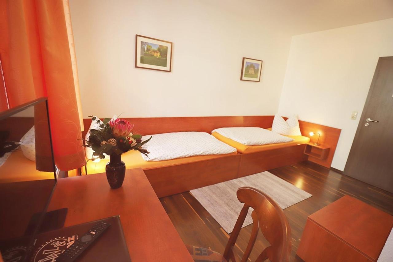 Pension Hinz & Kunz Веймар Экстерьер фото