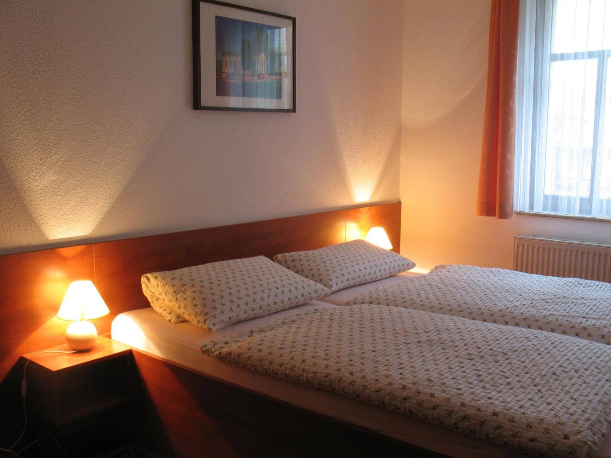 Pension Hinz & Kunz Веймар Экстерьер фото